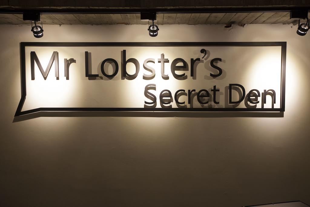 Mr. Lobster'S Secret Den Design Hostel Tajpej Buitenkant foto